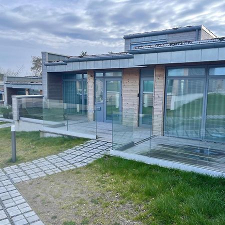 Nybygget Hus I Svaneke Taet Pa Klipper, Skov Og Hav מראה חיצוני תמונה